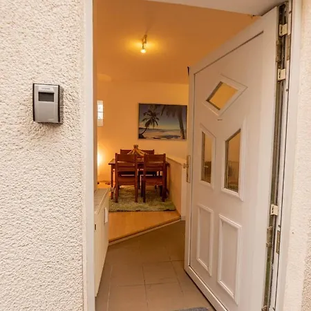 55m² 2 Zimmer-monteurswohnung Mit 4 Einzelnen Betten * Nieder-Saulheim